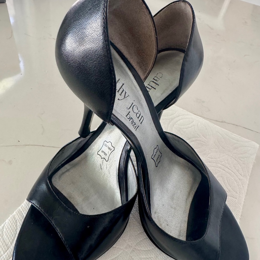 Cathy Jean Black Open-Toe Heels - Picture 4 of 11